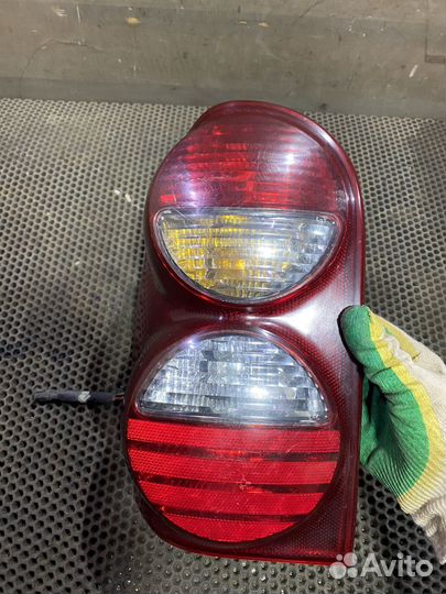 Фонарь задний левый Jeep Liberty KJ 2005 Либерти