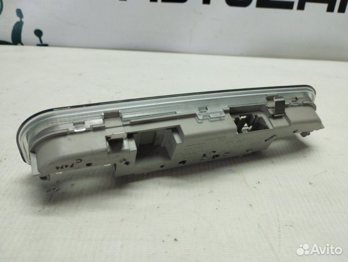 Плафон освещения салона задний Skoda Rapid CWV