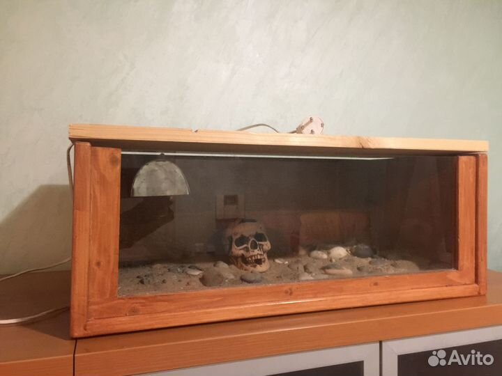 Террариум (+ лампа) для рептилий (Змеи,Черепахи)