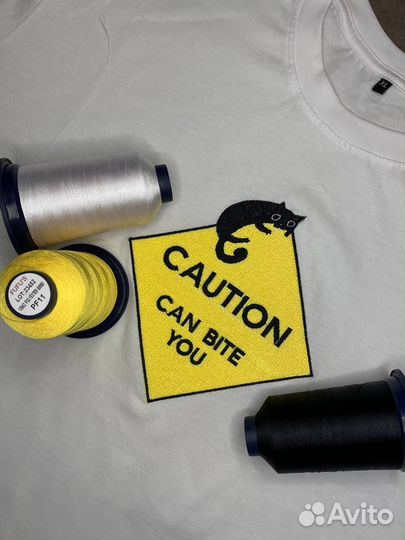 Машинная вышивка на одежде