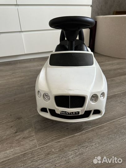 Машинка каталка толокар