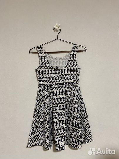 Платье divided