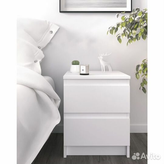 Тумбочка прикроватная 2 ящика белая 40х50