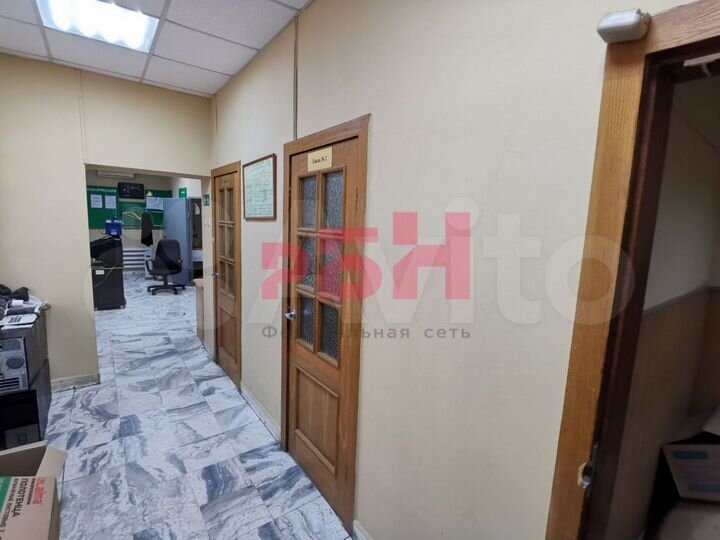 Офис в активном районе 85 кв.м кабинетная система