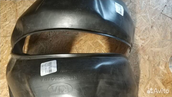 Подкрылки передние на киа Спектра