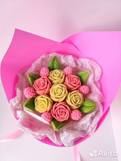 Букеты из шоколадных цветов