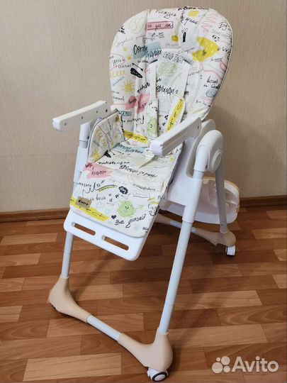 Столик для кормления carrello