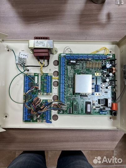 Aritech ATS4099 Охранная панель