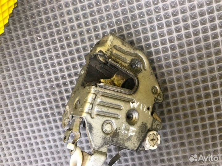 Замок двери передний левый Mercedes-Benz E-Class