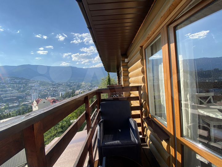 1-к. квартира, 50 м², 3/3 эт.