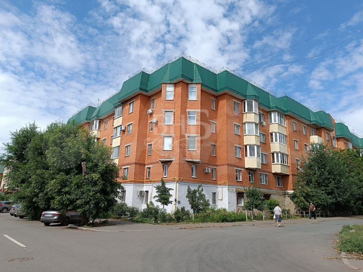 2-к. квартира, 50 м², 4/4 эт.