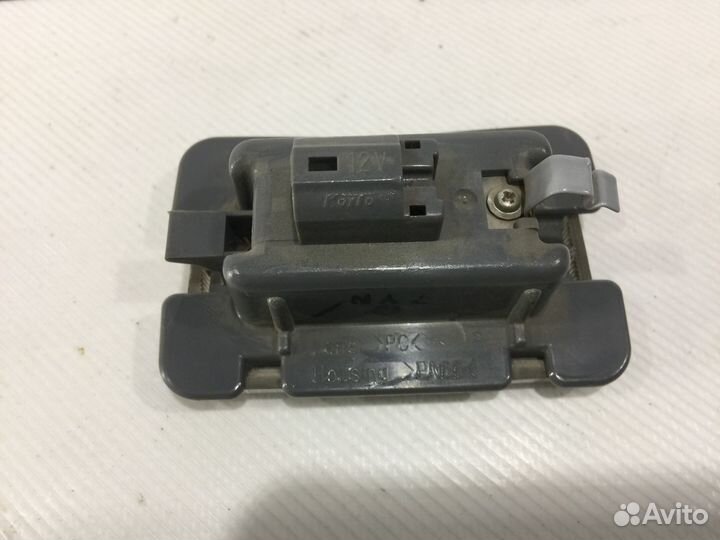 Плафон салонный Lexus LS460L 81330-50021