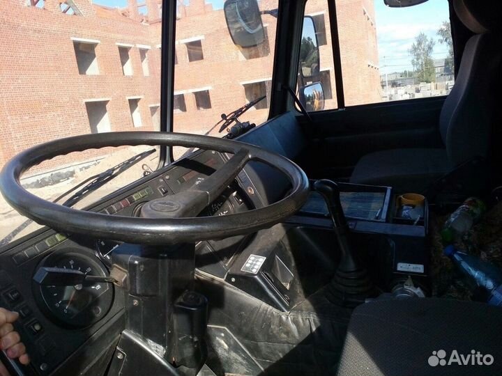 МАЗ 6425Х9-451-051 с полуприцепом, 2013