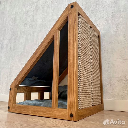 Домик для кошки 2 в 1. Массив дуба. Цвет на выбор
