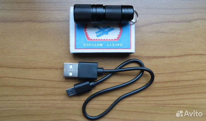 Фонарик брелок Новый