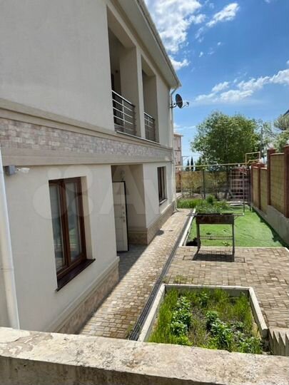 Дом 300 м² на участке 3 сот.