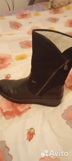 Женские зимние сапоги