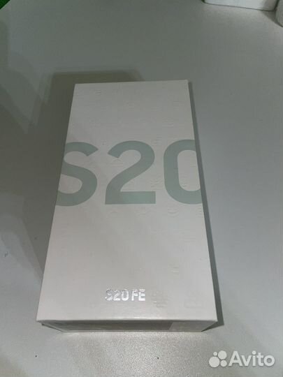 Телефон samsung s20 FE