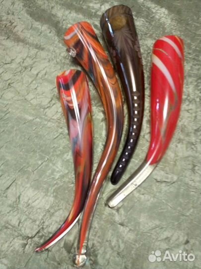 Рога из цветного стекла