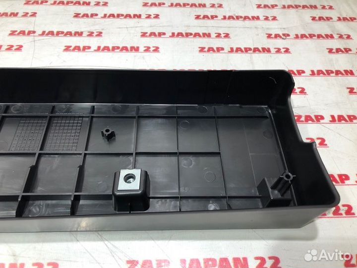 Крепление номера Mitsubishi Outlander