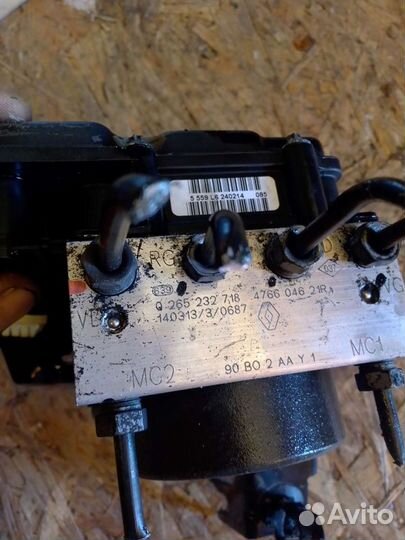 Блок абс Nissan Almera G15