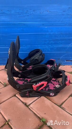 Крепления для сноуборда Drake