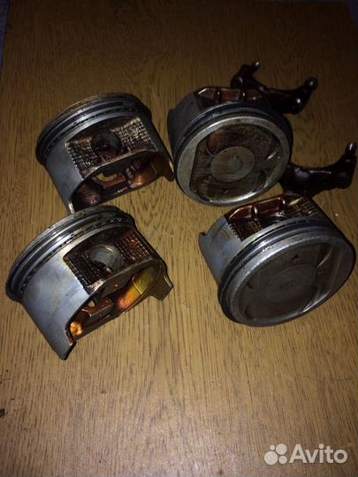 Поршень Subaru EJ20 EJ22