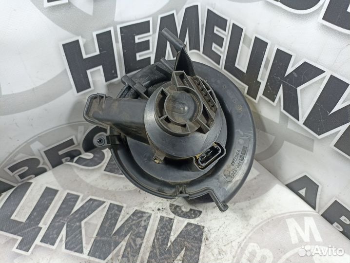 Мотор печки Opel Zafira A