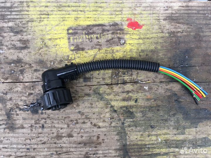 Кусок жгута на задний фонарь нового образца и Некс