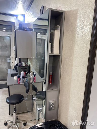 Парикмахерское зеркало