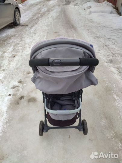 Прогулочная коляска chicco