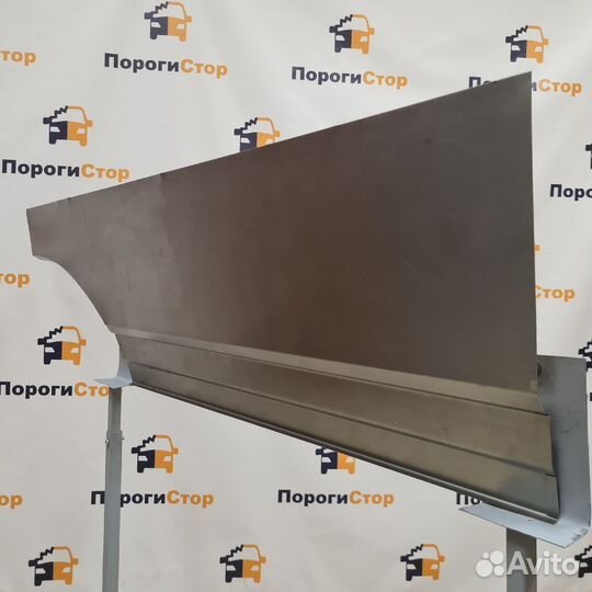 Карман выше молдинга правый MB Sprinter 906 maxi