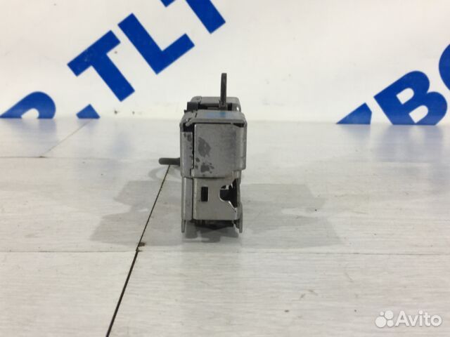 Замок капота skoda rapid 1 рест 1.6 CWV NH3