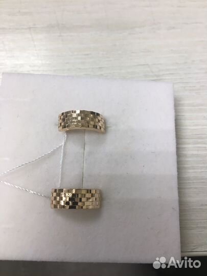 Золотые серьги