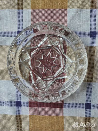 Хрустальная пепельница