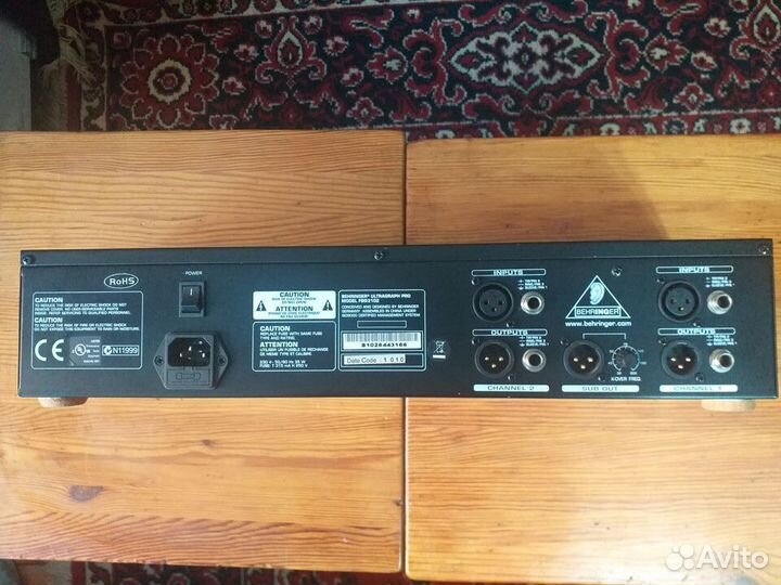 Эквалайзер behringer 3102