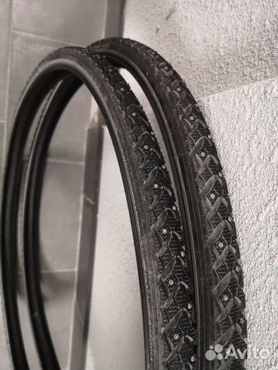Шипованные покрышки для велосипеда Schwalbe 700x30