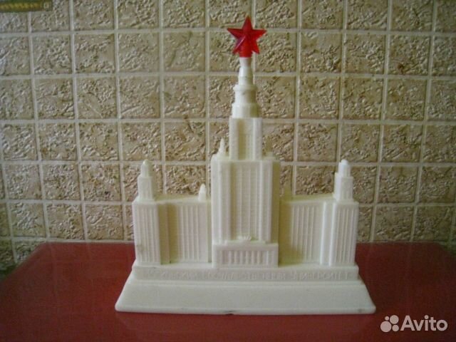Сувенир настольный здание университета МГУ 1960г