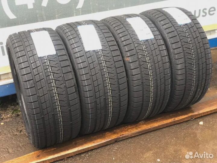 Triangle PL02 235/55 R18 105V