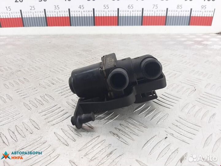 Кран отопителя (печки) BMW 5 E60/E61 рест. 2010