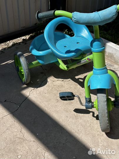 Трехколесный велосипед