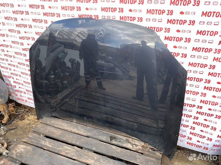 Капот Volkswagen Golf 5 1.6 I 2009