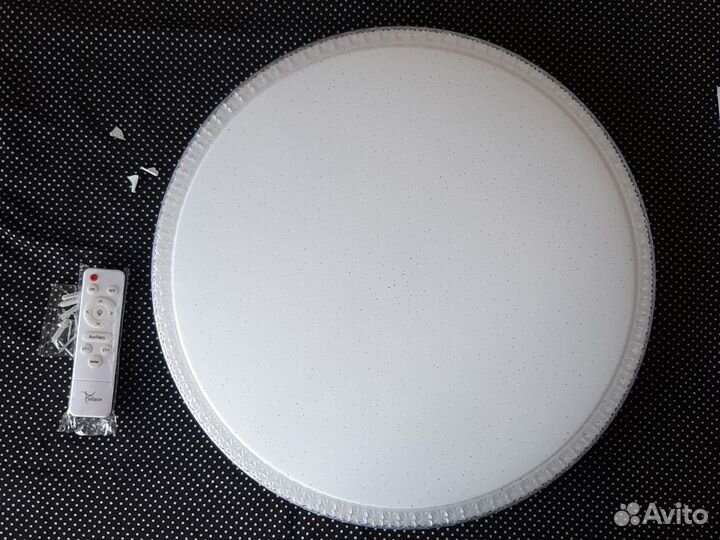 Люстра потолочная светодиодная с пультом 72W новая