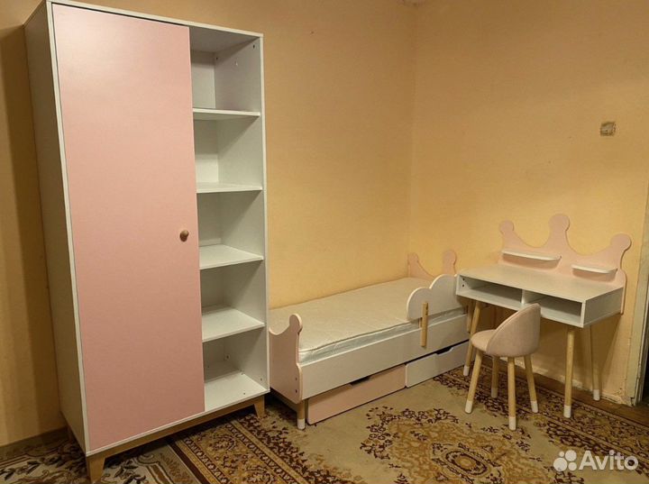 Детский стол и стул