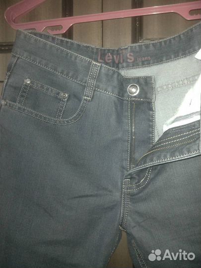 Джинсы levis