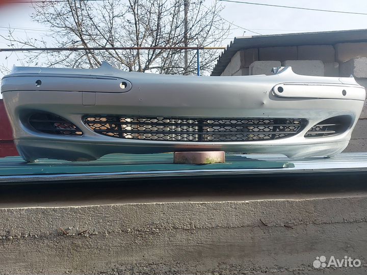 Бампер на mercedes w220