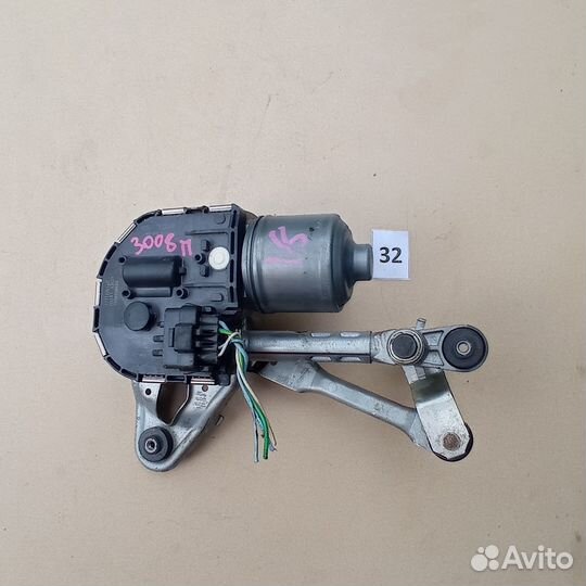 Моторчик трапеции дворников Peugeot 3008 правый