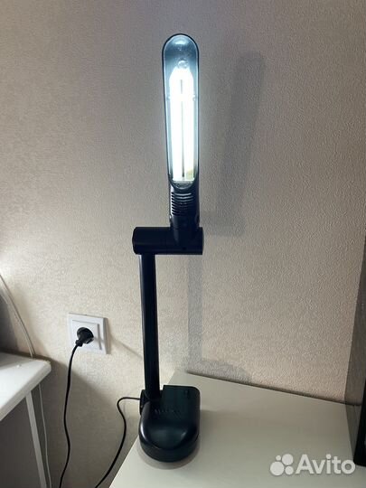 Лампа настольная