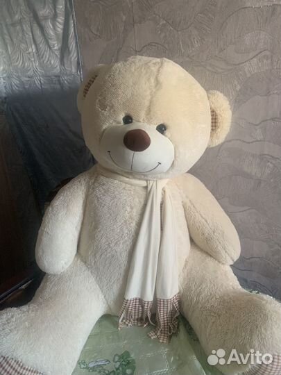 Большие плюшевые медведи