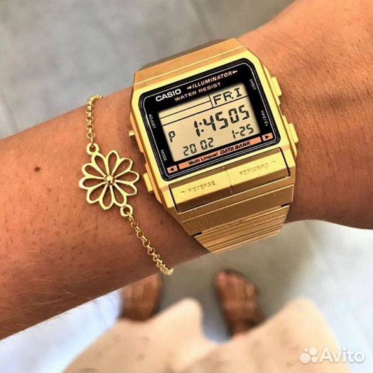 Электронные часы casio